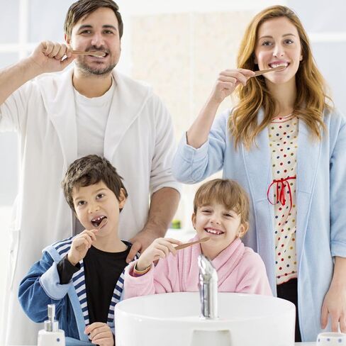 مجموعة من 10 فرش أسنان من الخيزران من نيوداي، شعيرات متوسطة ناعمة وخالية من مادة BPA وقابلة للتحلل البيولوجي، فرشاة أسنان مصنوعة من فحم الخيزران الطبيعي، صديقة للبيئة ذات شعيرات ملونة وأسنان خشبية كبيرة (متوسطة) in Kuwait