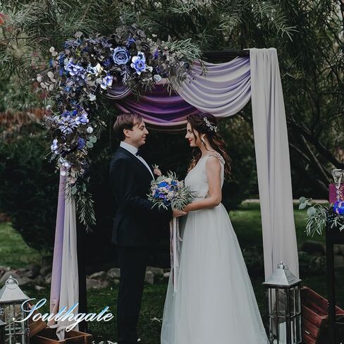 مجموعة زهور القوس السوداء الصناعية للزفاف من SOUTHGATE - زينة الزفاف القوطية - قطعتان من الزهور الزرقاء السوداء - وقطعتان من مفرش المائدة من الشيفون شبه الشفاف للديكور القوطي، زفاف أسود in Kuwait