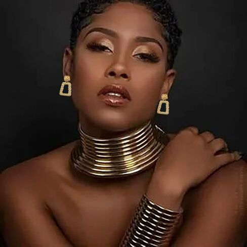 قلادات من أطواق إفريقية مميزة مكونة من 4 قطع من فريند، مصنوعة من سبائك الزنك، خالية من الأحجار الكريمة, سبيكة زنك, بدون أحجار كريمة in Kuwait