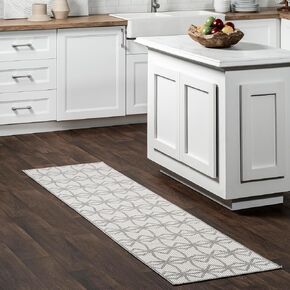 nuLOOM Saunders Geometric Indoor/Outdoor Accent Rug, 4x5, Dark Grey