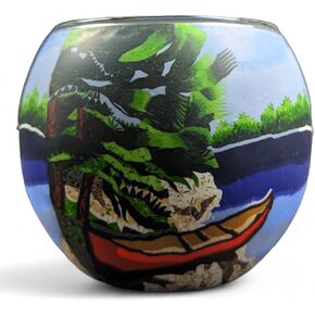 حامل شموع زجاجي مصنوع يدويًا من بينايا - تصميم الأضواء الشمالية، مثالي لديكور طاولة الزفاف، والقطع المركزية، والشموع الصغيرة العرض: 4.33 بوصة، الارتفاع: 3.93 بوصة in Kuwait