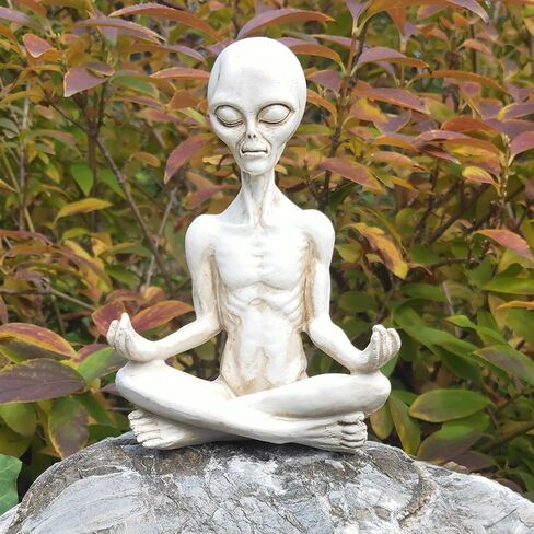 Yoga Alien Statue, Sci-fi Outer Space UFO Alien Figure, Resin Medition Alien Home Office Bookshelf Decor Sculpture, 6.3" H in Saudi Arabia