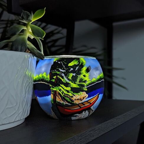 حامل شموع زجاجي مصنوع يدويًا من بينايا - تصميم الأضواء الشمالية، مثالي لديكور طاولة الزفاف، والقطع المركزية، والشموع الصغيرة العرض: 4.33 بوصة، الارتفاع: 3.93 بوصة in Kuwait