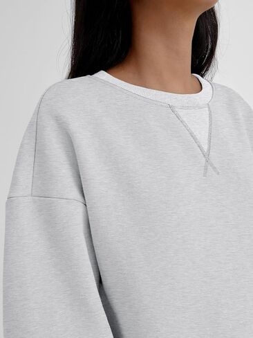 Trendy Queen Women's Oversized Color Block Fleeced Crewneck Sweatshirt in Kuwait
