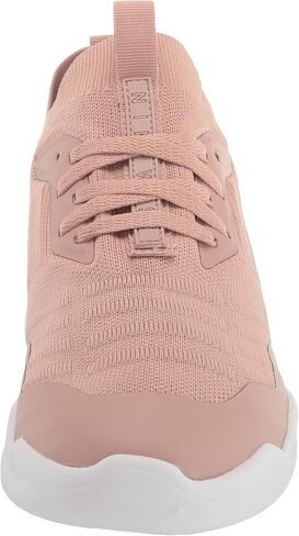 حذاء رياضي Play2 للسيدات من Nine West in Saudi Arabia