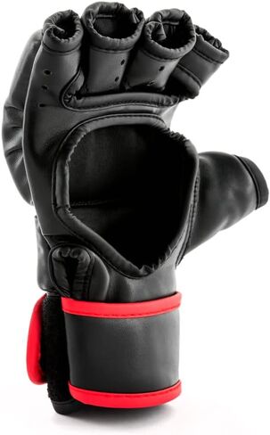 UFC 6oz Fitness Gloves in Saudi Arabia