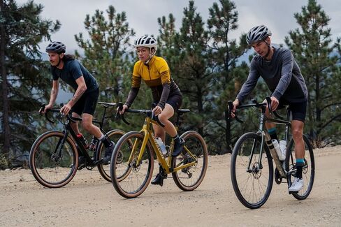 Swiftwick- ASPIRE Crew Cycling Socks, Firm Compression Fit, Moisture Wicking in Saudi Arabia