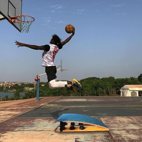 ألواح زنبركية مساعدة من بلو سبرينج للأطفال، دواسة زنبركية خشبية مرنة للتدريب على ألعاب القوى in Kuwait