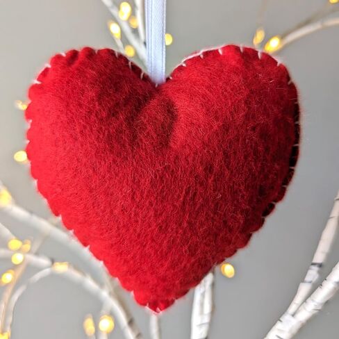 Christmas Heart Ornament Set - Set of 6 White and Red Felt Hearts with Snowflake Design - Heart Decorations for Christmas Tree - Stuffed Heart Ornaments - Handmade Scandinavian Style in Saudi Arabia