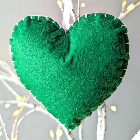 Christmas Heart Ornament Set - Set of 6 White and Red Felt Hearts with Snowflake Design - Heart Decorations for Christmas Tree - Stuffed Heart Ornaments - Handmade Scandinavian Style in Saudi Arabia