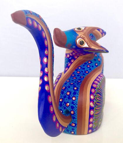 ALKIMIA INC Mexican Alebrije Seated Coyote Wood Carving Handcrafted Sculpture (Black) in Saudi Arabia