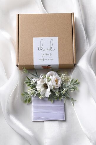 بوتونيير جيب للرجال - بوتونيير زهور لحفلات الزفاف الخضراء لرفقاء العريس in Kuwait