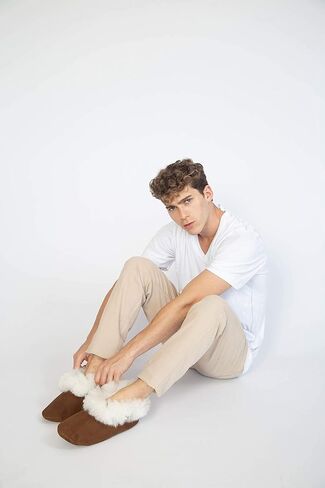 شبشب من جلد الغزال للأطفال من فرو الألبكة بنسبة 100% للجنسين - أحذية نوم ناعمة ودافئة ومريحة in Kuwait