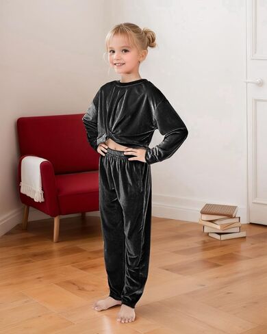 مجموعة بدلات رياضية للفتيات من JiAmy مكونة من قطعتين وسراويل رياضية وسترات رياضية للأطفال من عمر 5-12 سنة in Kuwait