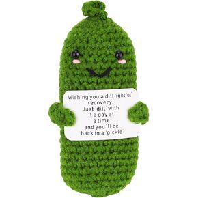 TOYMIS Get Well Soon Cucumber, Green Funny Positive Cucumber with Card Woolen Yarn Get Well Gifts for Family & Friends after Surgery Knitted Crochet Pickle Doll Healing Gift for Encouragement