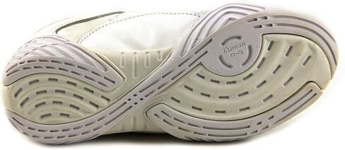 Nfinity Youth Evolution Cheer Shoes in Saudi Arabia