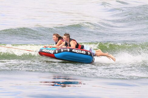 Airhead Griffin, Towable Tube for Boating in Saudi Arabia