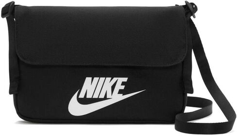 Nike T-Shirt in Saudi Arabia