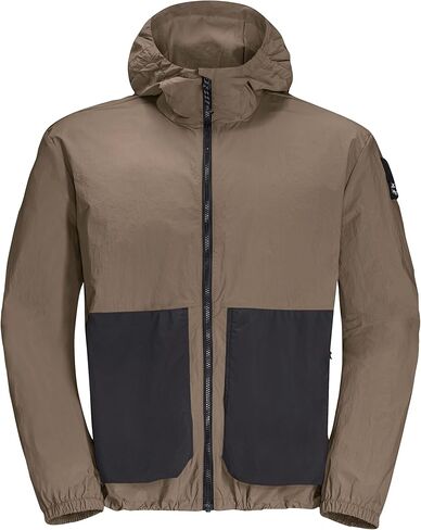 Jack Wolfskin Outerwear in Saudi Arabia