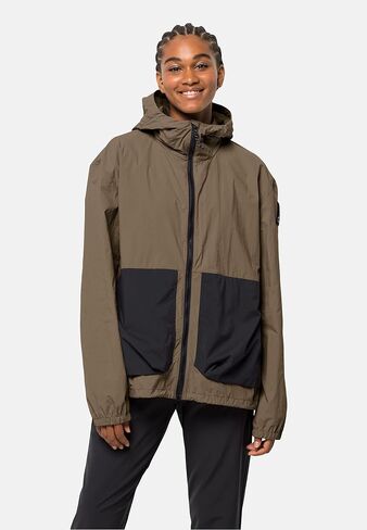 Jack Wolfskin Outerwear in Saudi Arabia