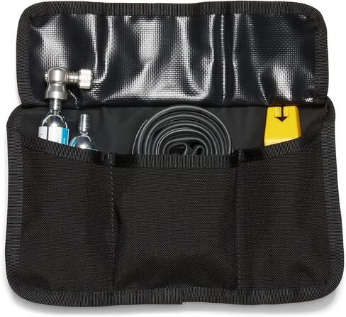 حقيبة أدوات الدراجة ذات المسار المزدوج من شركة Chrome Industries، باللون الأسود in Kuwait