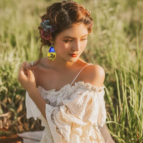 Lightweight Handmade Nature Wooden Sunflower Oil Painting Dangle Drop Earrings Boho teardrop Van Gogh Starry Wood Earring for Women Girls Creative Artwork Pendant Earrings Jewelry in Saudi Arabia