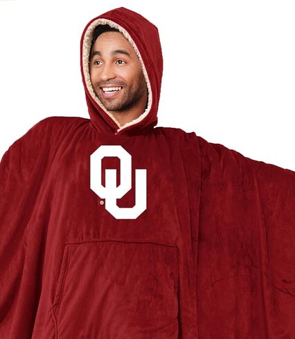 Officially Licensed NCAA Team Color Bloncho w/Logo Patch & Sherpa in Saudi Arabia