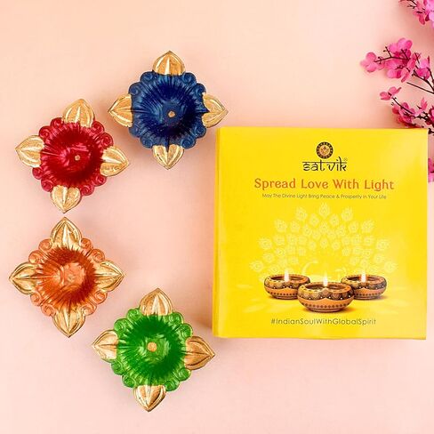 SATVIK 4 قطع مصمم متعدد الألوان من الطين ديا تيراكوتا ديا تقليدي بوجا فيلاككو مصباح زيت طبيعي ميتي ترحيب ديوالي ديبوالي بوجا ديكور هندي لهدايا الانتقال إلى المنزل الجديد in Kuwait