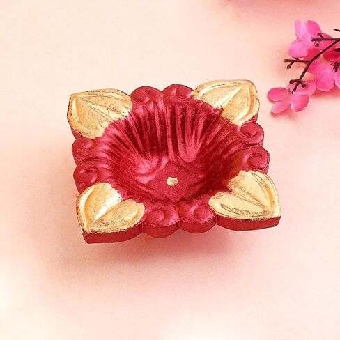 SATVIK 4 قطع مصمم متعدد الألوان من الطين ديا تيراكوتا ديا تقليدي بوجا فيلاككو مصباح زيت طبيعي ميتي ترحيب ديوالي ديبوالي بوجا ديكور هندي لهدايا الانتقال إلى المنزل الجديد in Kuwait