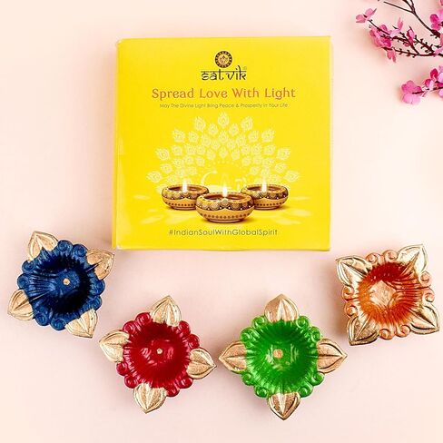 SATVIK 4 قطع مصمم متعدد الألوان من الطين ديا تيراكوتا ديا تقليدي بوجا فيلاككو مصباح زيت طبيعي ميتي ترحيب ديوالي ديبوالي بوجا ديكور هندي لهدايا الانتقال إلى المنزل الجديد in Kuwait