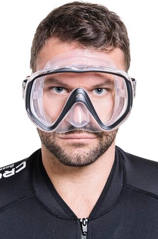 Cressi Perfect View Scuba Diving, Snorkeling Mask in Pure Comfortable Silicone - Available with Different Panoramic Lenses - Liberty: Designed in Italy in Saudi Arabia