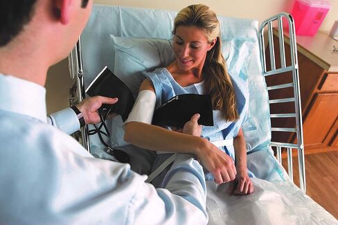 TIDI 916115 حاجز الكفة لضغط الدم، مقاس كبير للبالغين، طول 22-1/2 بوصة، عرض 8 بوصة in Kuwait