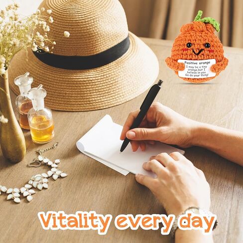 هدية كروشيه برتقالية مصنوعة يدويًا، دمية كروشيه برتقالية إيجابية هدايا ملهمة لطيف دمية برتقالية محبوكة لعبة برتقالية مضحكة لتشجيع تزيين حفلات أعياد الميلاد والأصدقاء in Kuwait