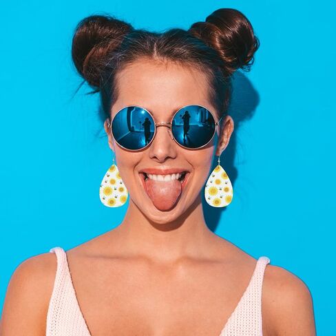 Sunflower Leather Teardrop Earrings Cartoon Honeybees Yellow Sunflowers Faux Leather Water Drop Earrings Jewelry For Women Friends Wedding in Kuwait