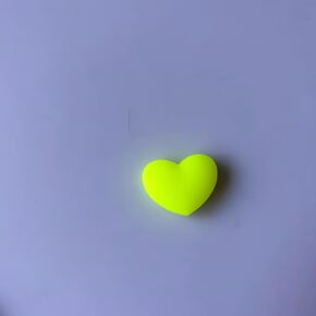 Fluorescent Green Hearts Shape The Heart Shape Tennis Racket Vibration Dampener Soft Silicon Racket Dampener Cartoon Shape Tennis Racquet Shock Absorbers Tennis Racket for Racquetball