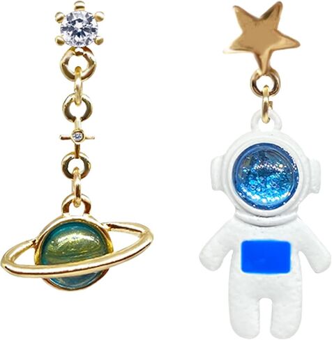 الإبداعية الكرتون رائد الفضاء أقراط فريدة من نوعها غير المتماثلة رائد الفضاء نجمة القمر كوكب استرخى انخفاض الأقراط لطيف الأزرق الأبيض 3D رائد الفضاء كوكب الأقراط للنساء الفتيات سحر المجوهرات in Kuwait