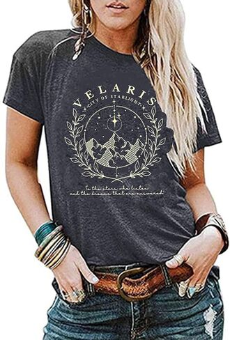 قميص Acotar Velaris تي شيرت نسائي رمز المحكمة الليلية تي شيرت مضحك مطبوع عليه حروف بأكمام قصيرة تي شيرت هدايا in Kuwait