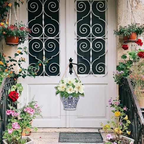 ديكور Ryeolo Chinoiserie، مزهرية صينية من البورسلين الأزرق والأبيض باللون الوردي الفاوانيا الوردية، علامات لوحة خشبية معلقة على الحائط، ديكور جدار صيني، ديكور الألفية الكبرى، 7.0x10.2 بوصة in Saudi Arabia
