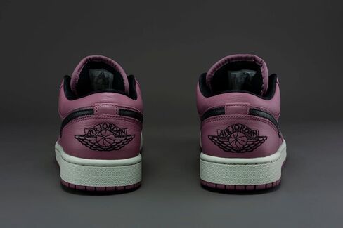 Jordan Womens WMNS AIR 1 Low DC7268 500 أرجواني - مقاس 11.5 واط in Saudi Arabia