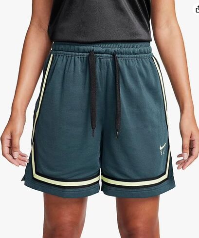 Nike Dri-FIT Fly Crossover Women's Basketball Shorts in Saudi Arabia