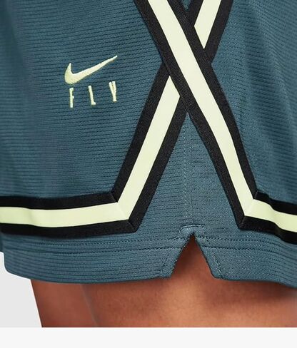 Nike Dri-FIT Fly Crossover Women's Basketball Shorts in Saudi Arabia