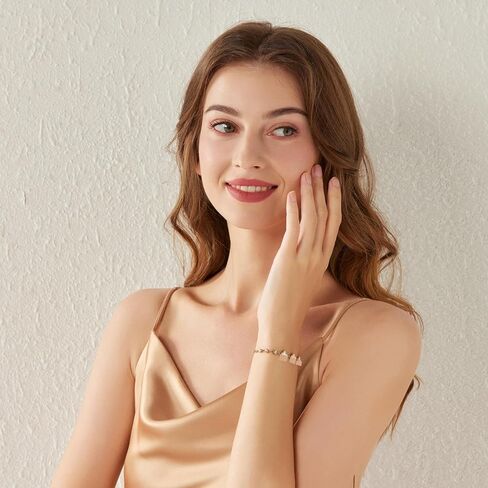 سوار FIORICASA Gold Lucky Four Leaf Clover للنساء، من الفولاذ المقاوم للصدأ مطلي بالذهب عيار 18 قيراط، قابل للتعديل (3 البرسيم والزركونيا المكعبة) in Kuwait