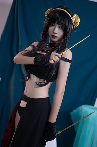 زي تنكري على شكل أرنب من CR ROLECOS Yor زي تنكري للجاسوس x Family Yor Forger in Kuwait