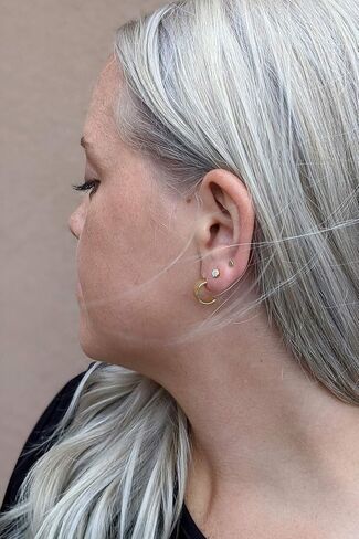 18K Gold Plated Small Gold Hoop Earrings for Women | Petite Round C-Shaped Hoops Post Stud Earrings in Saudi Arabia