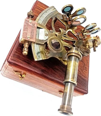 آلة السدس البحرية الألمانية العتيقة المصنوعة من النحاس البحري من كالفن مع صندوق خشبي آلة السدس البحرية البحرية مع صندوق هدايا خشبي روس/ آلة السدس النحاسية / آلة السدس البحرية in Kuwait