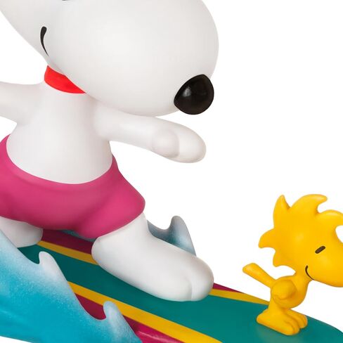 Hallmark Keepsake Christmas Ornament 2024, Peanuts Spotlight on Snoopy Surf's Up!, Gifts for Peanuts Fans in Saudi Arabia