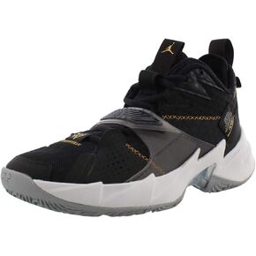 Nike Boy's Basketball Shoe