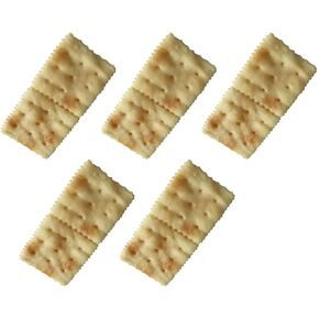 5pcs Artificial Realistic Soda Cookies 90x45mm Simulation Realistic Biscuits Model for Kitchen Display Home Cracker Desktop Decor Props Holiday