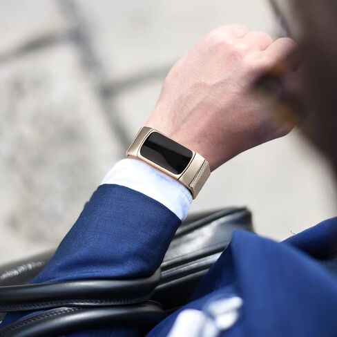 سوار معدني لساعة Fitbit Charge 5 للنساء والرجال، سوار معصم مغناطيسي من الفولاذ المقاوم للصدأ وسوار شبكي بديل لساعة Fitbit Charge 5 in Kuwait
