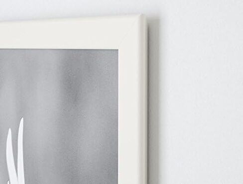 إطار ملصق بإطار صور أبيض، إطار مقاس 8 × 11 بوصة للصور الفوتوغرافية، إطار صورة معلق على الحائط أو عرض الطاولة للمستندات أو الشهادات، وحفلات الزفاف، والتخرج، والملصقات، والمطبوعات - A4 in Kuwait